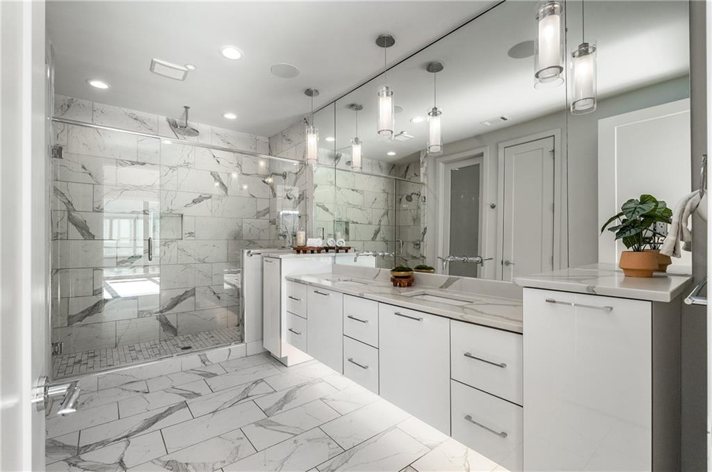 902 Lenox Boulevard NE