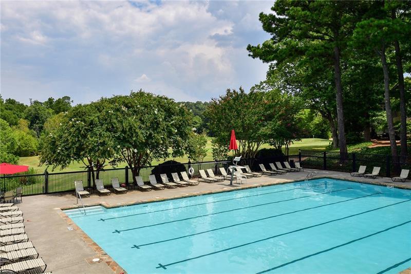 224 Triumph Drive NW