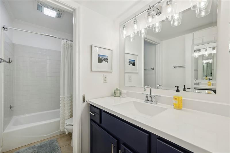 224 Triumph Drive NW