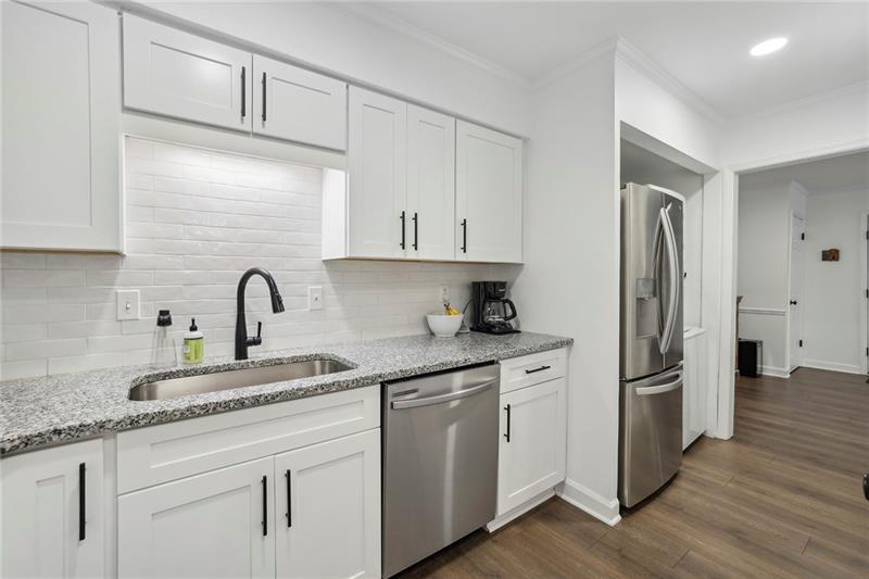 224 Triumph Drive NW