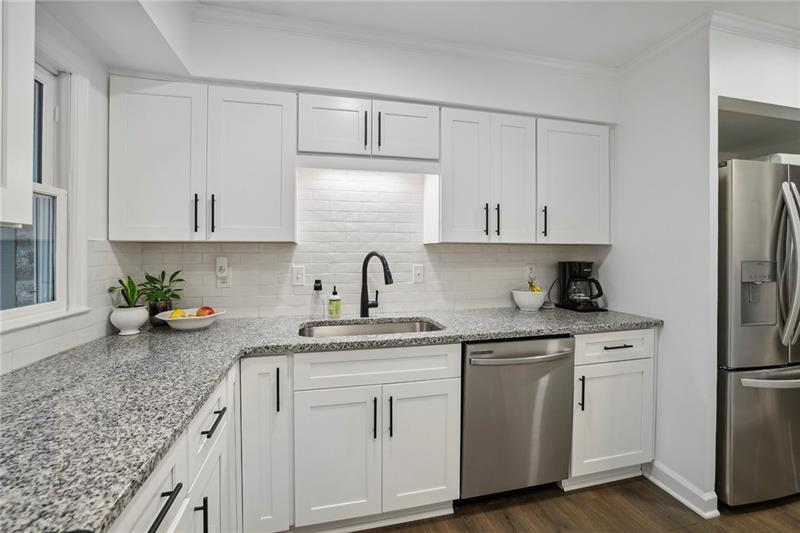 224 Triumph Drive NW