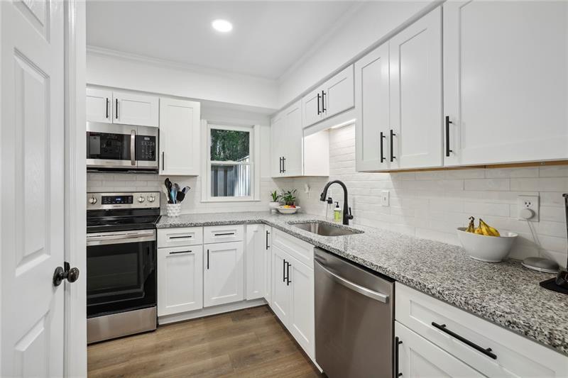 224 Triumph Drive NW