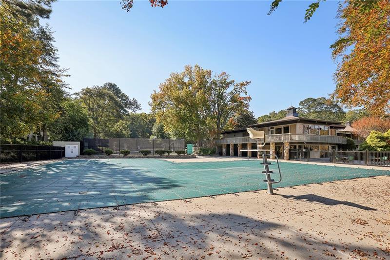 224 Triumph Drive NW