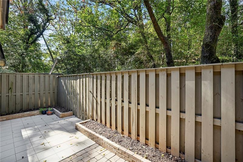 224 Triumph Drive NW