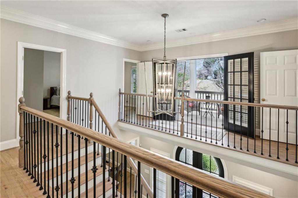 835 Springside Court NE