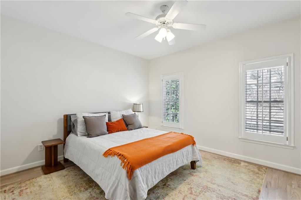 835 Springside Court NE