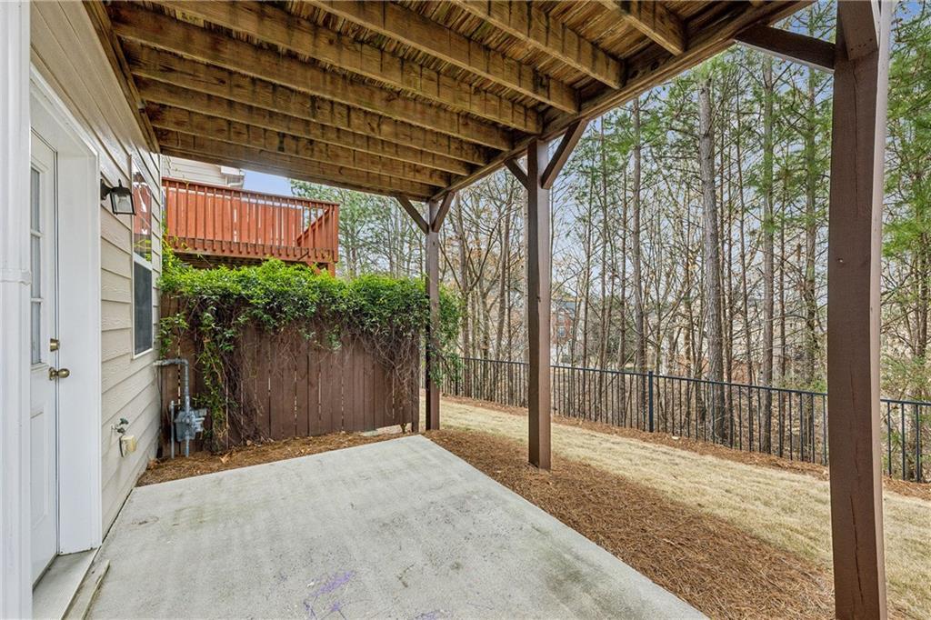 4662 Creekside Villas Way SE