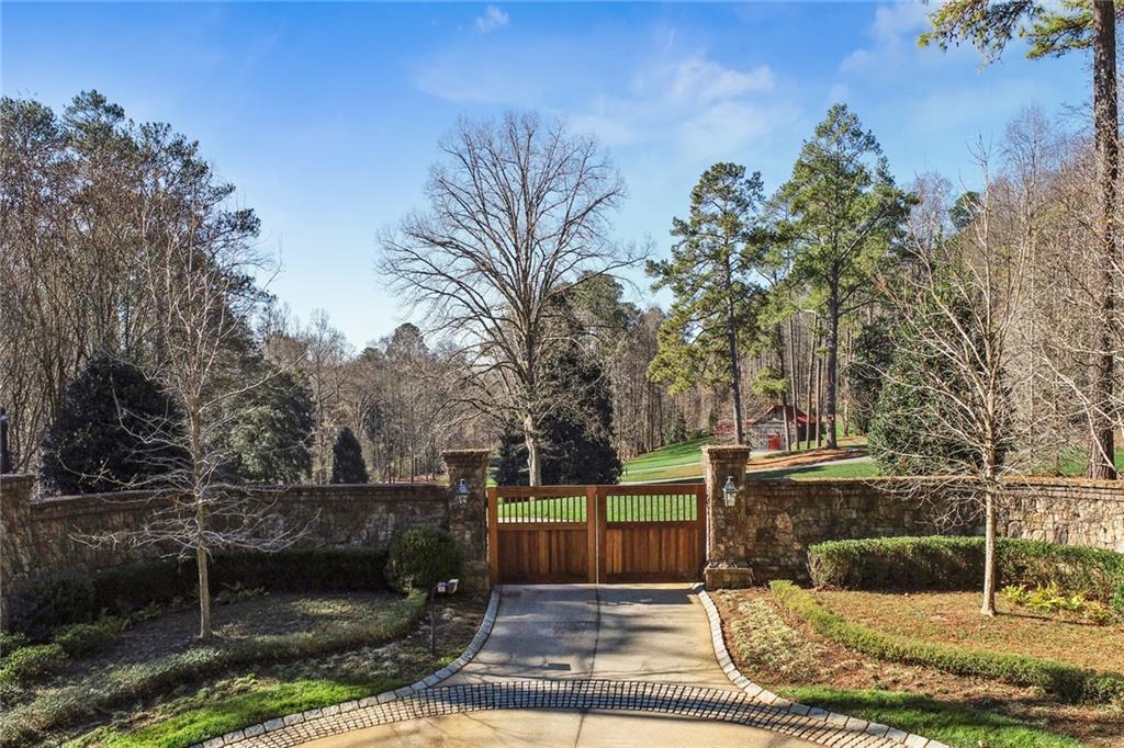 4824 Northside Drive