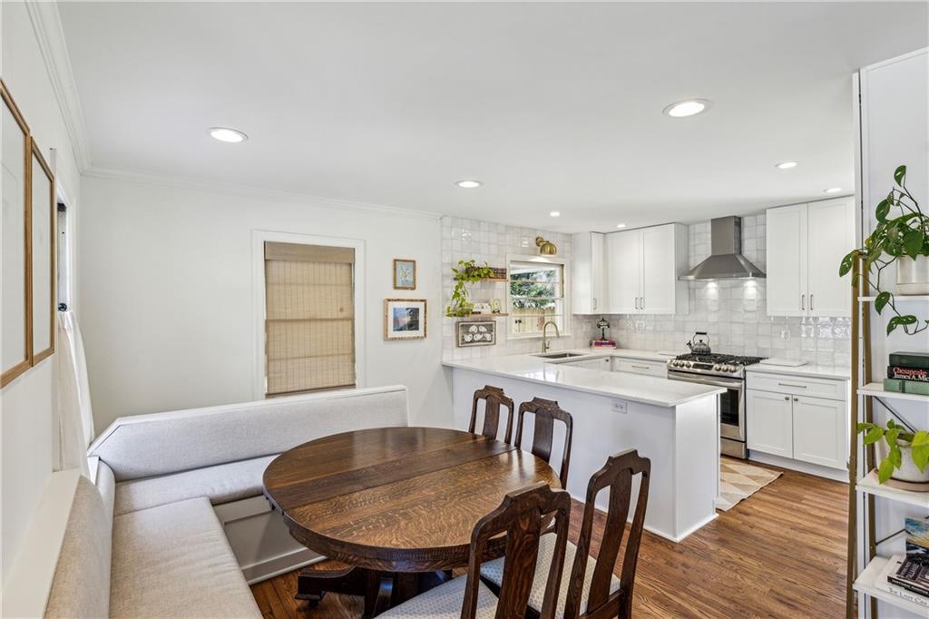 2235 Fairway Circle NE