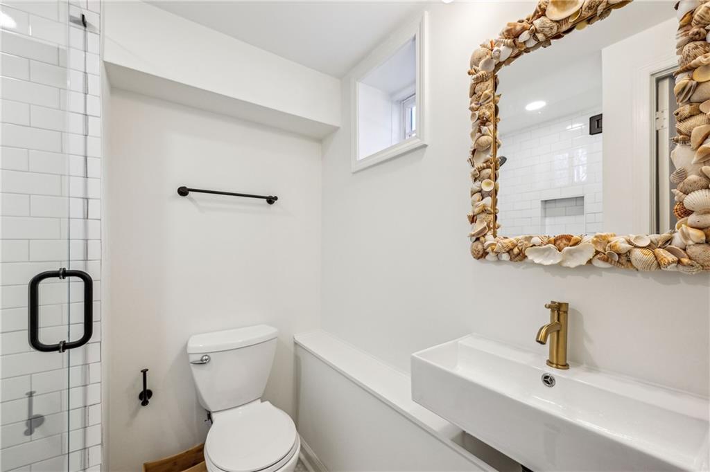 2235 Fairway Circle NE