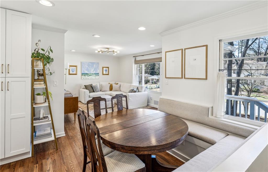 2235 Fairway Circle NE