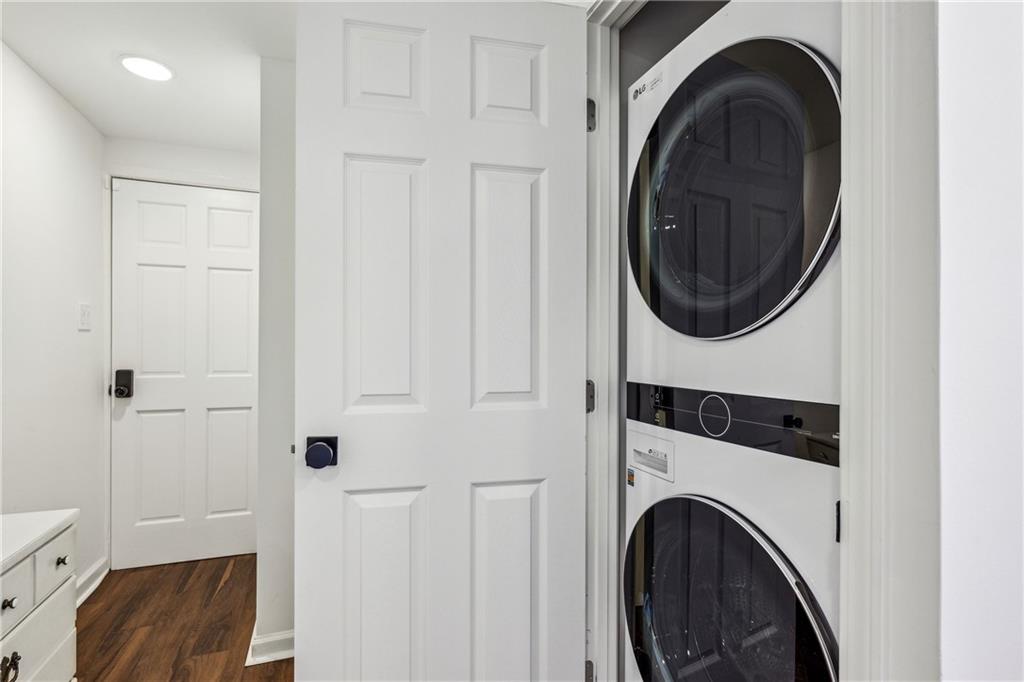 2235 Fairway Circle NE