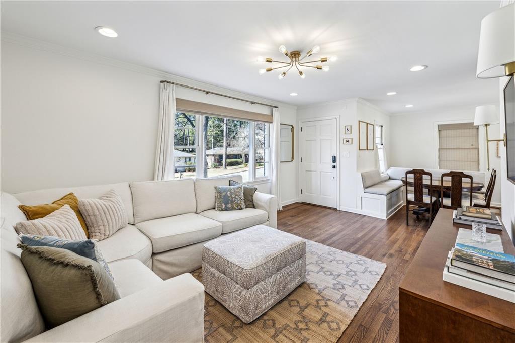 2235 Fairway Circle NE