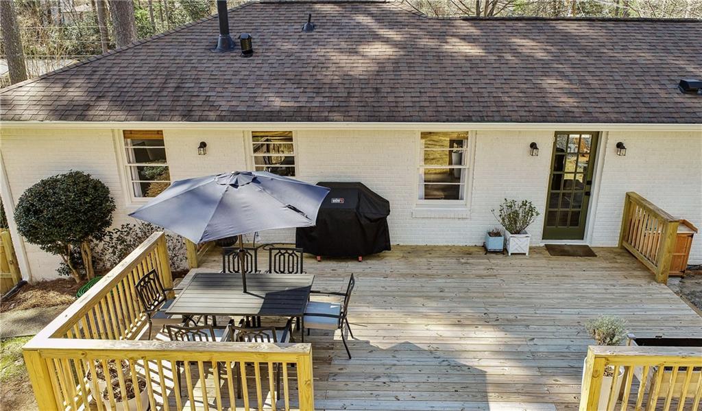 2235 Fairway Circle NE