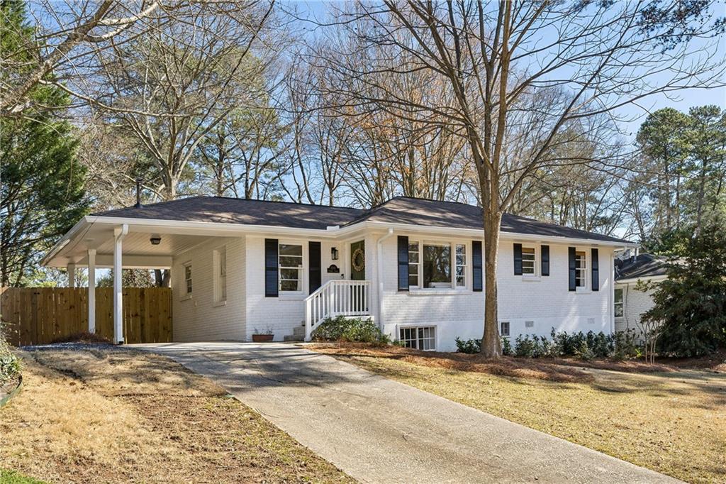 2235 Fairway Circle NE