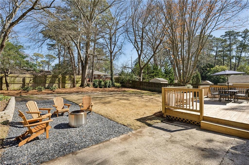 2235 Fairway Circle NE