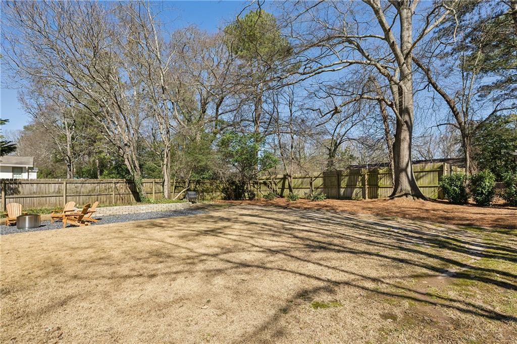 2235 Fairway Circle NE