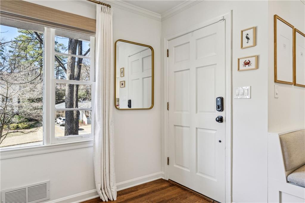 2235 Fairway Circle NE