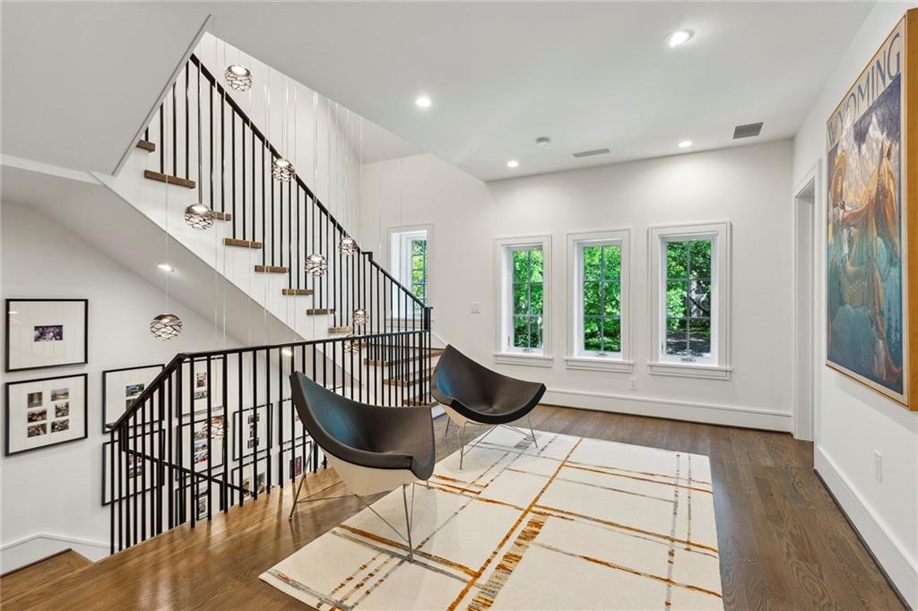 2525 Peachtree Road NE Unit 32