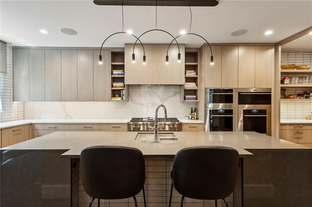 2525 Peachtree Road NE Unit 32