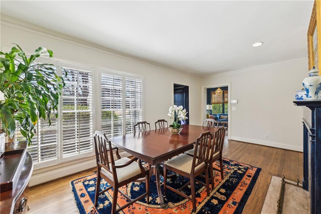 278 Midvale Drive NE