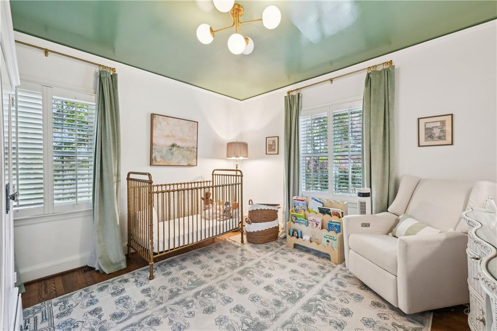 278 Midvale Drive NE