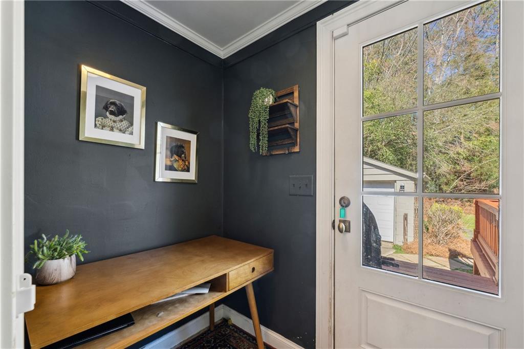 278 Midvale Drive NE