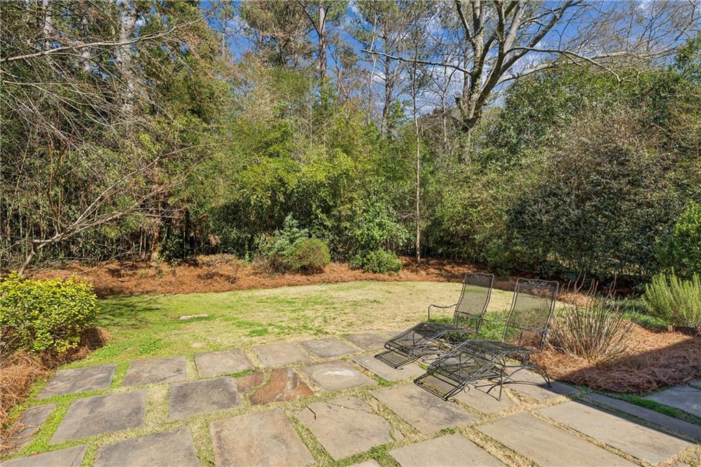 278 Midvale Drive NE