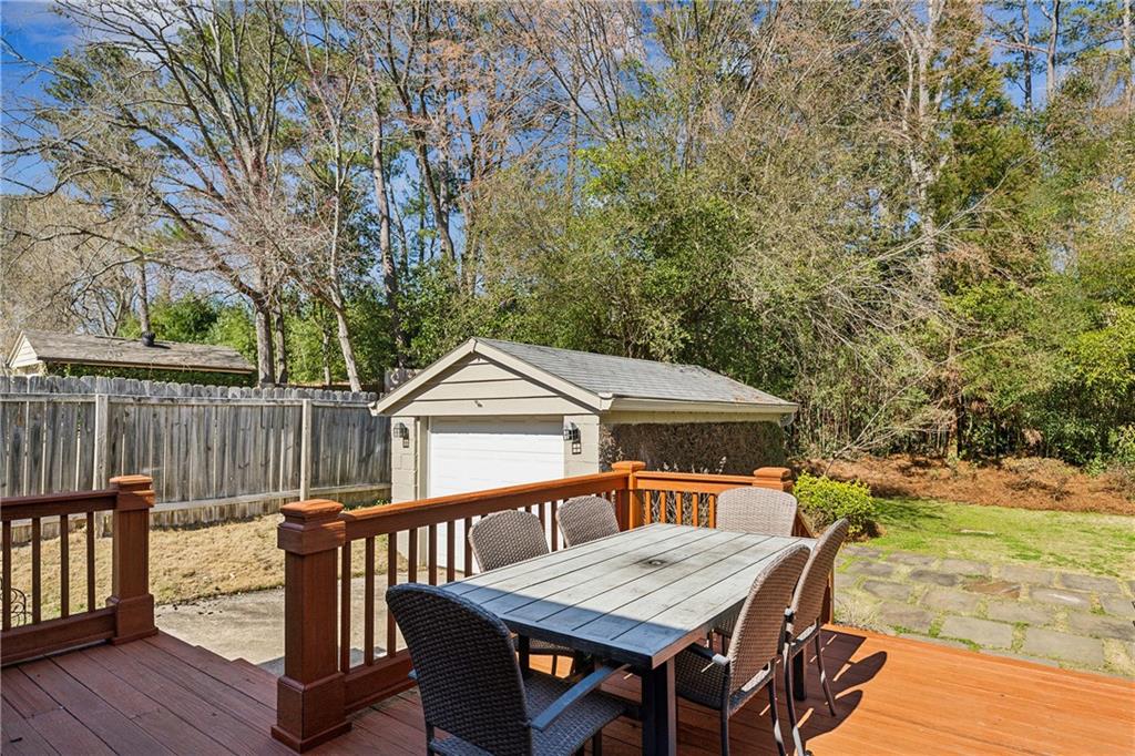 278 Midvale Drive NE