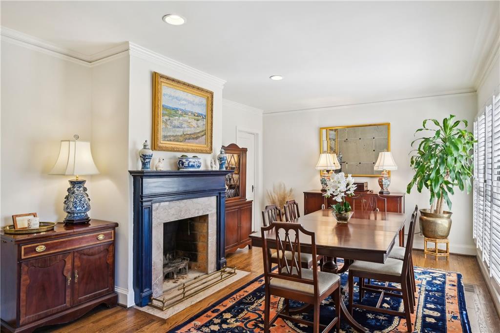 278 Midvale Drive NE