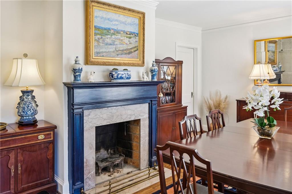 278 Midvale Drive NE