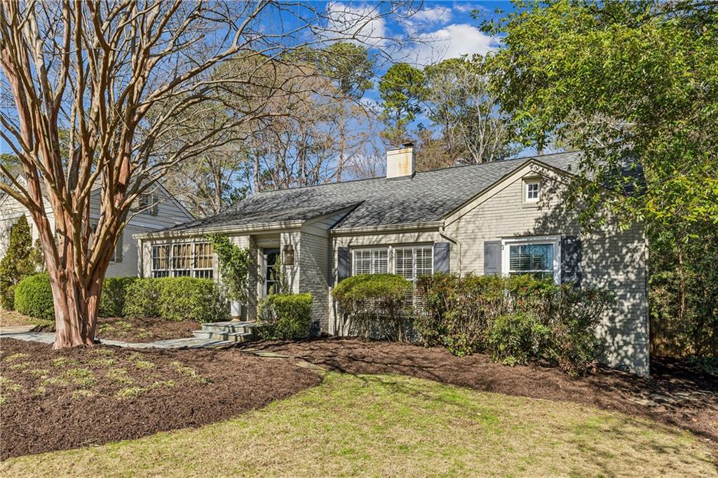 278 Midvale Drive NE