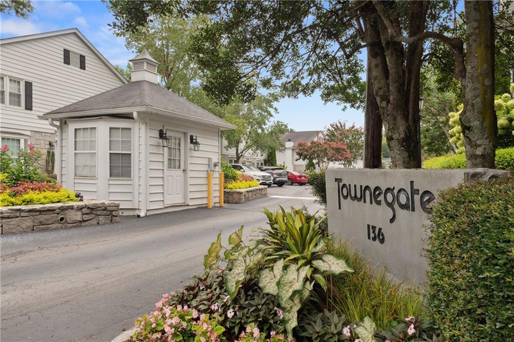 136 Peachtree Memorial Drive NW Unit NJ5