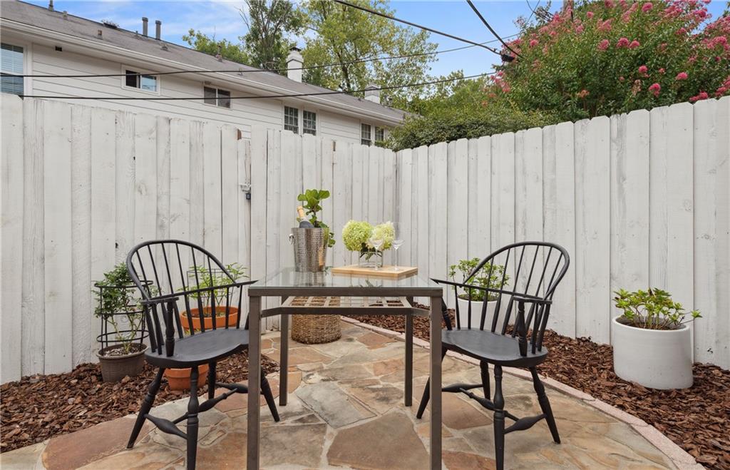 136 Peachtree Memorial Drive NW Unit NJ5