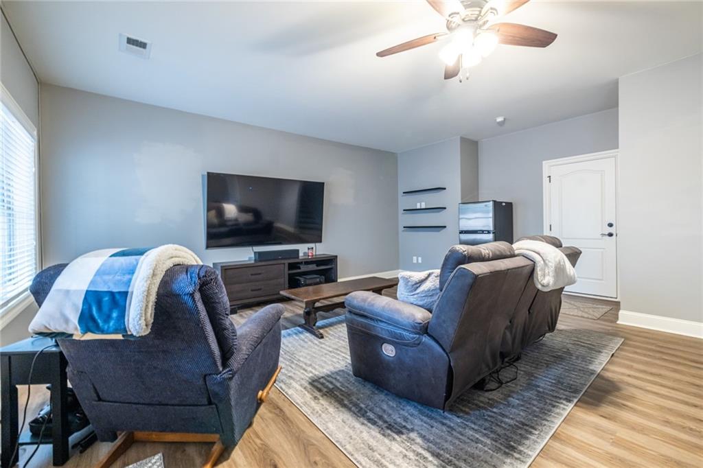 873 Cedar River Court SE