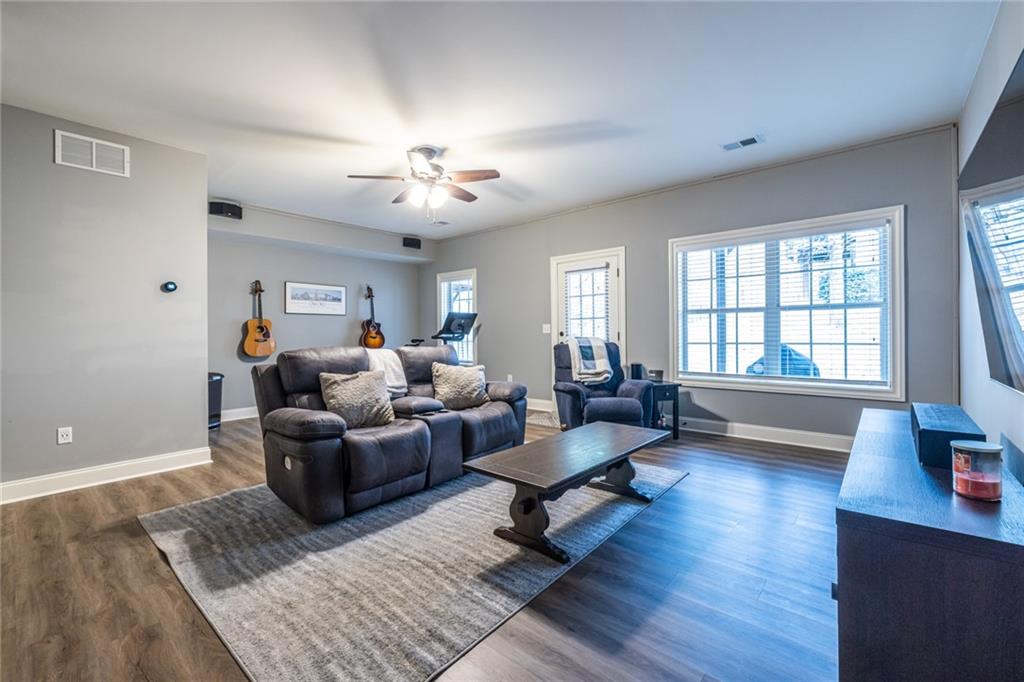 873 Cedar River Court SE