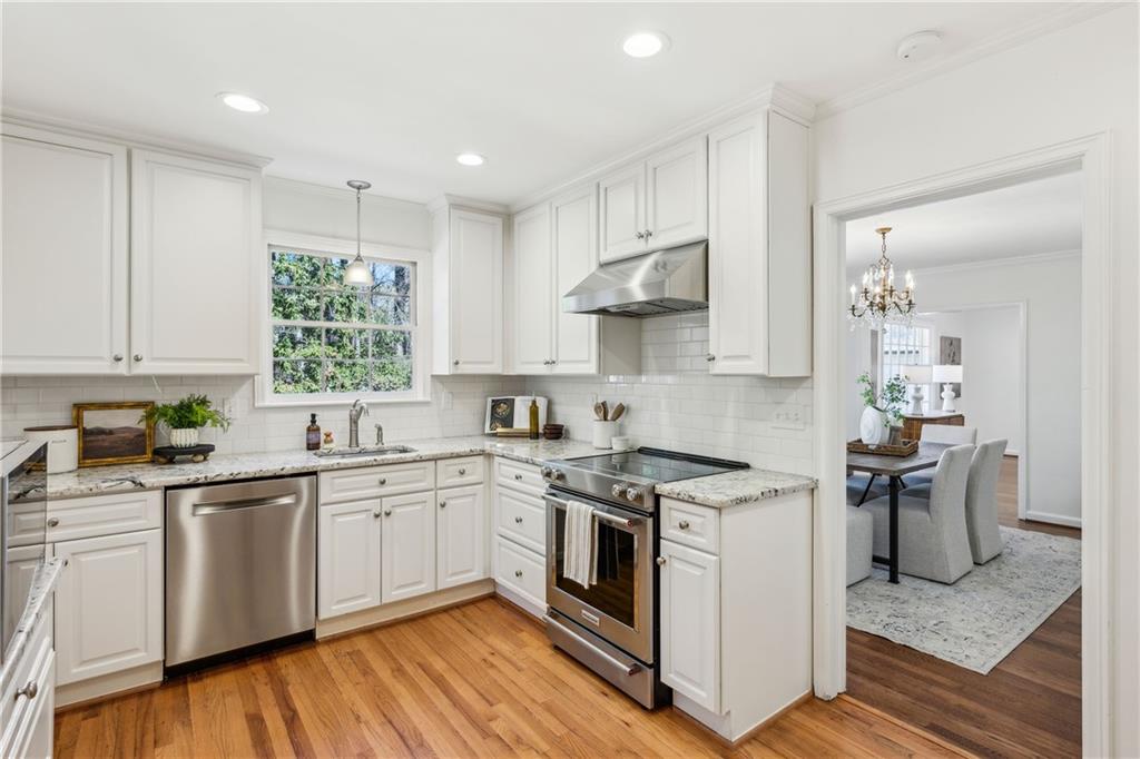 954 Winall Down Road NE