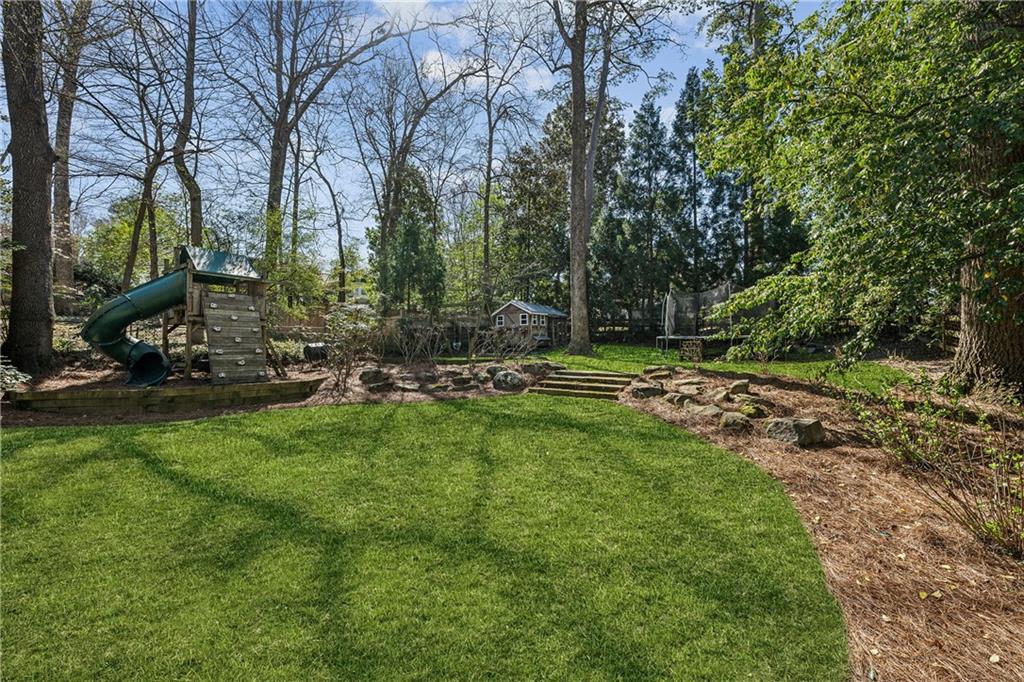 185 E Wesley Road NE