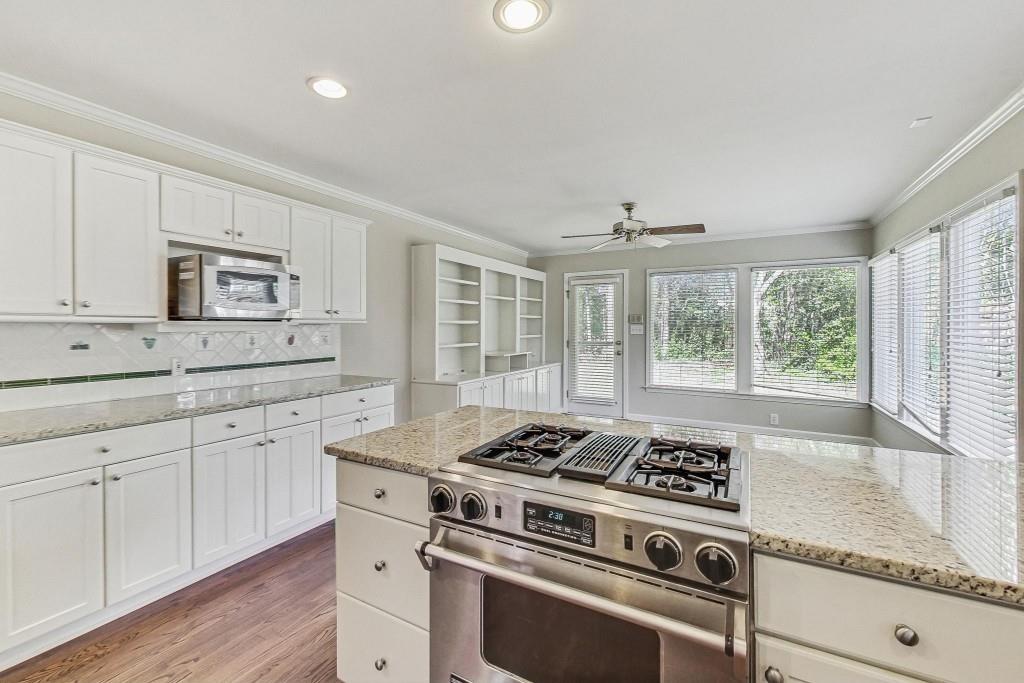 2984 Westminster Circle