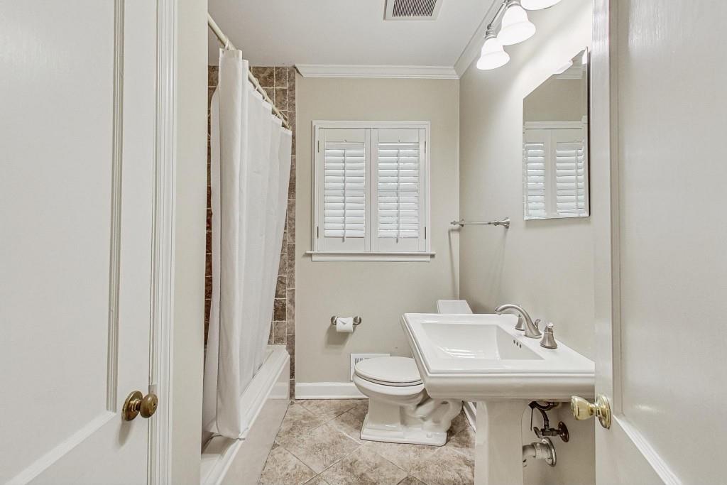 2984 Westminster Circle