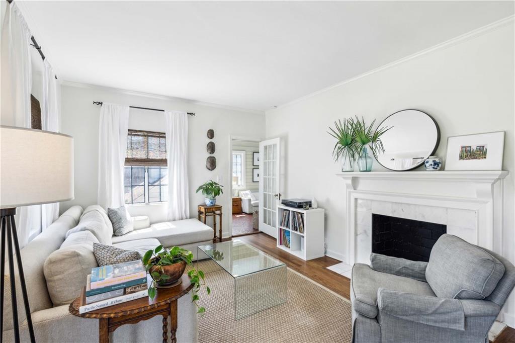 532 Princeton Way NE