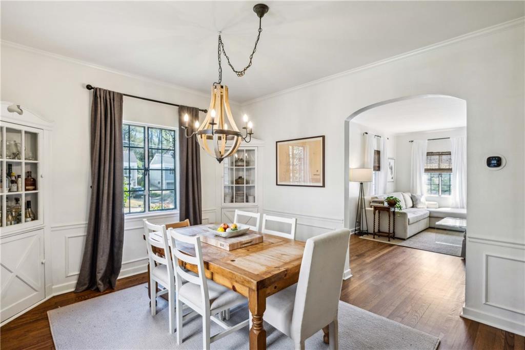 532 Princeton Way NE