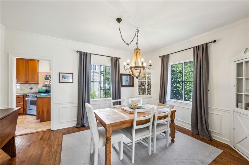 532 Princeton Way NE