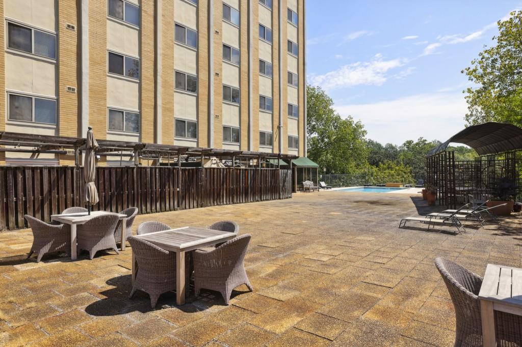 2285 Peachtree Road NE Unit 1207