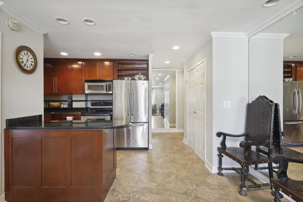 2285 Peachtree Road NE Unit 1207