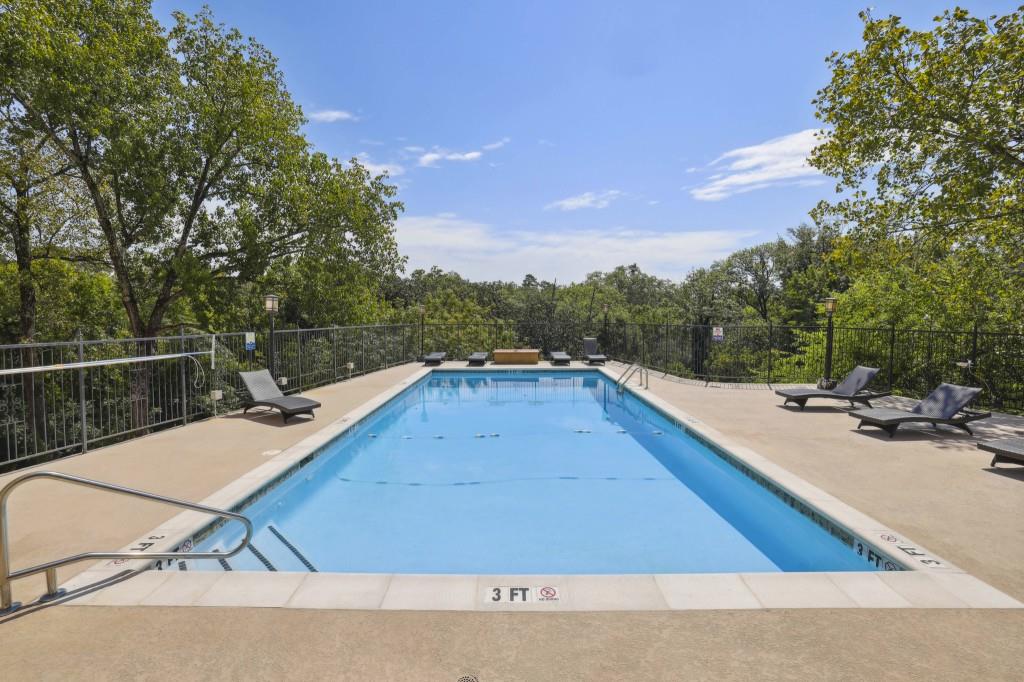 2285 Peachtree Road NE Unit 1207