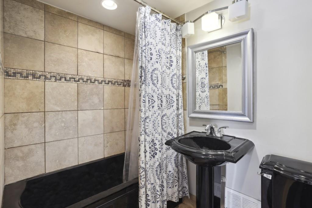 2285 Peachtree Road NE Unit 1207