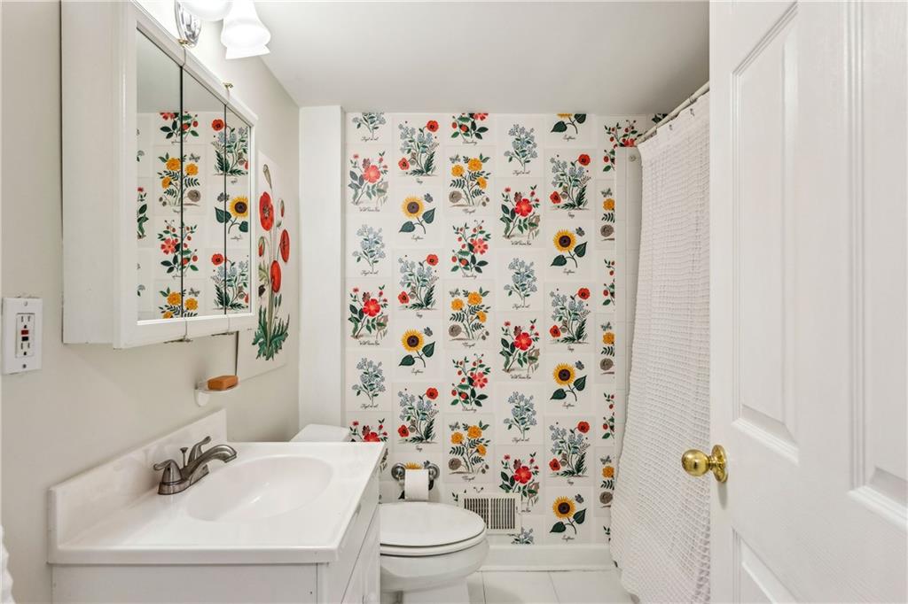 2314 Attaway Walk NE