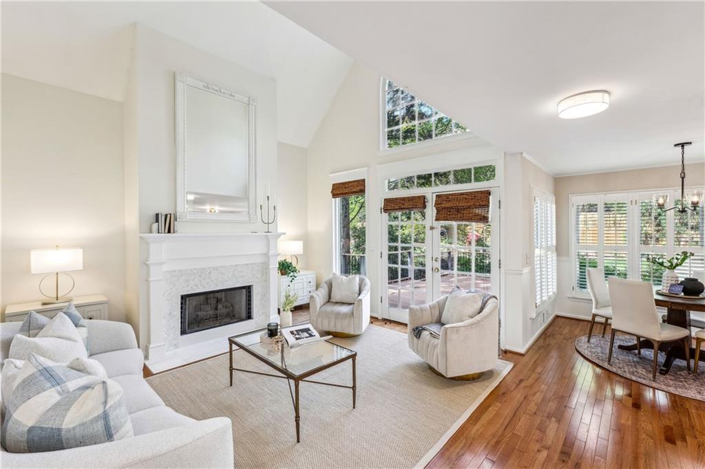 2314 Attaway Walk NE