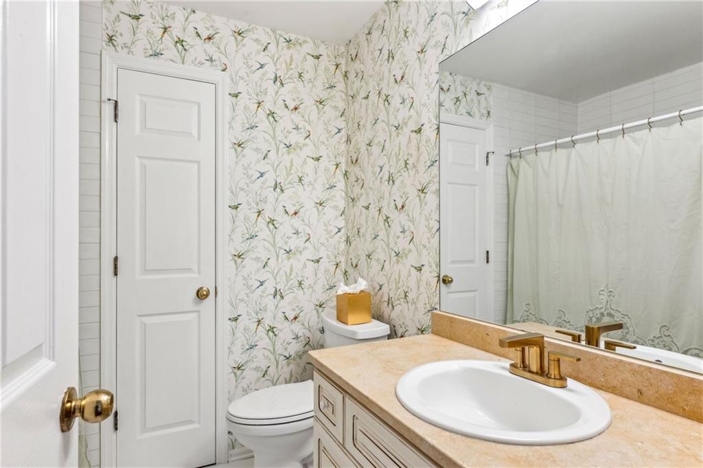 2314 Attaway Walk NE